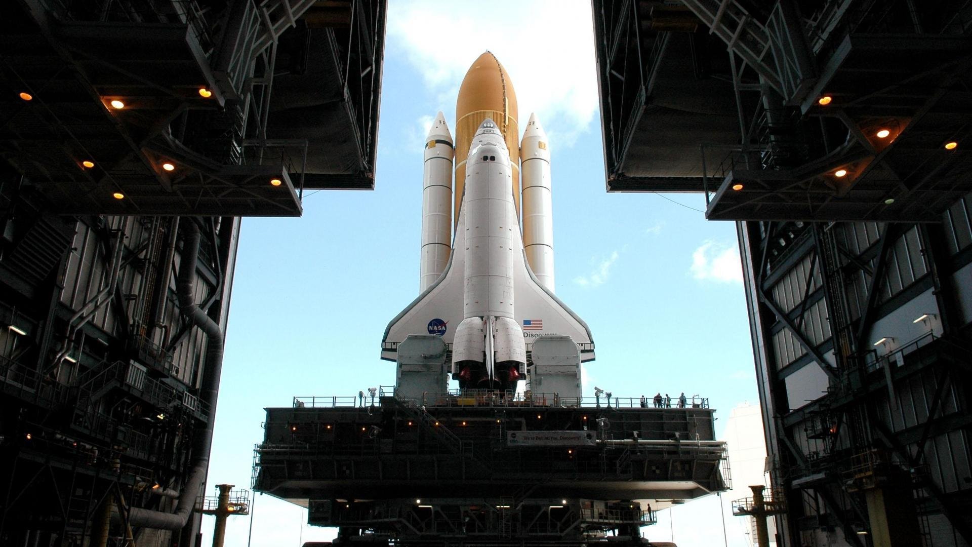 爱游戏登录入口-独行侠球迷自制手工T恤登上大屏幕,diy手工制作球衣