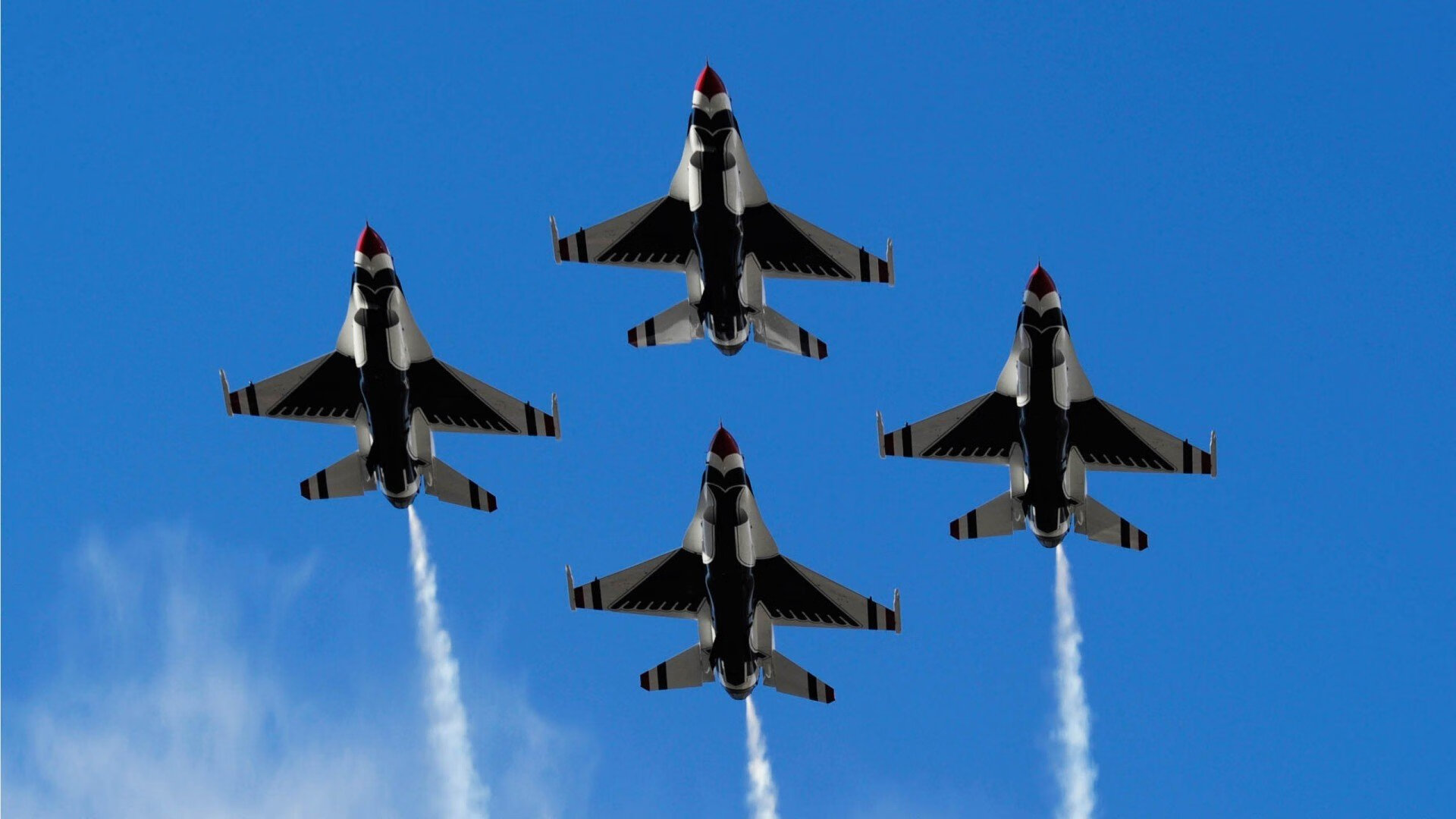 AYX体育官网-苏炳添正式宣布退役回归校园,苏炳添正式宣布退役回归校园视频